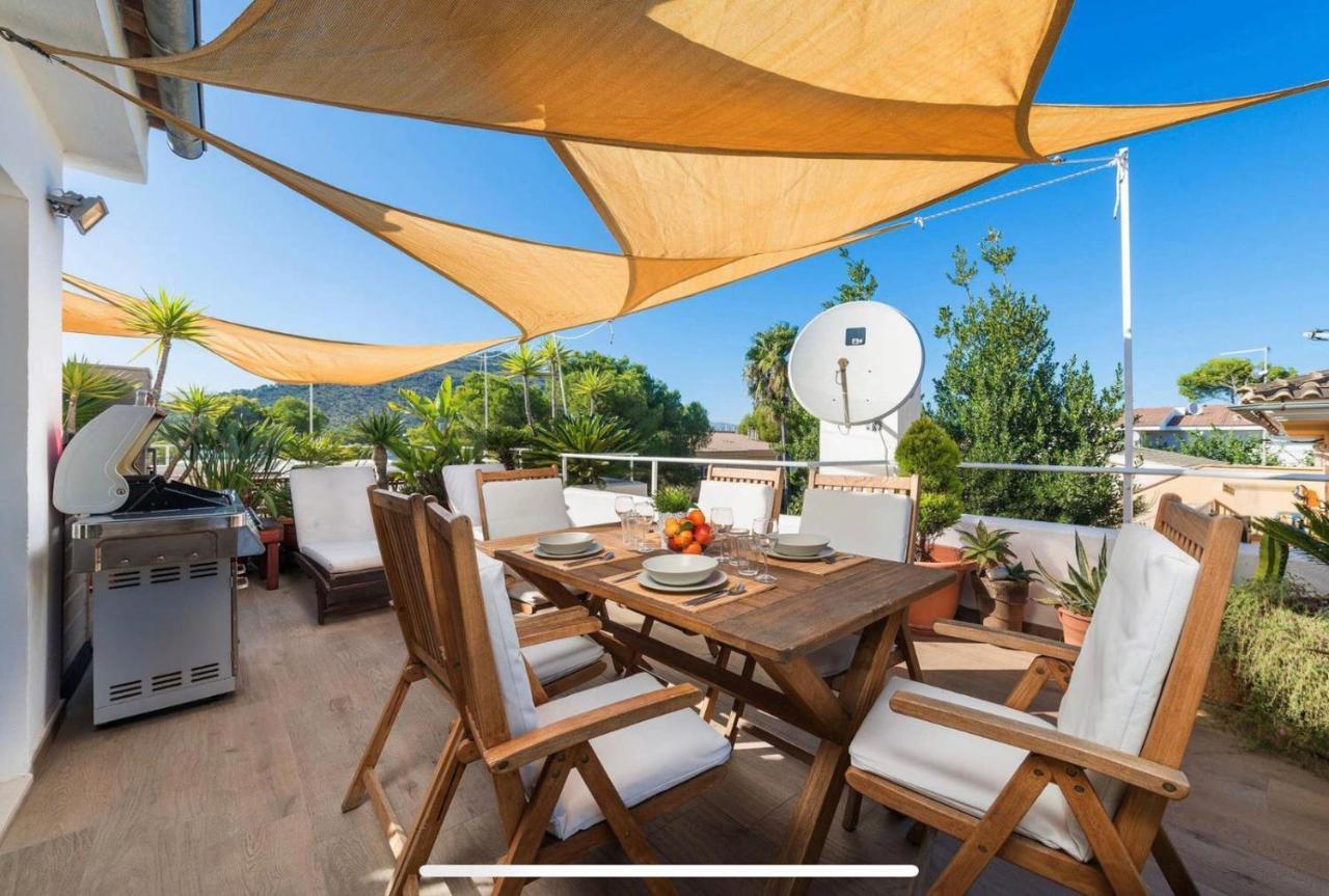 Beach Inn Apartment Алкудия Екстериор снимка